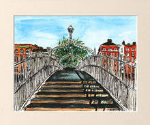Cargar imagen en el visor de la galería, Irish Print - The Ha'Penny Bridge, Dublin, Ireland